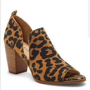 Lucky Brand Junai Leopard Block Heel Shootie 6